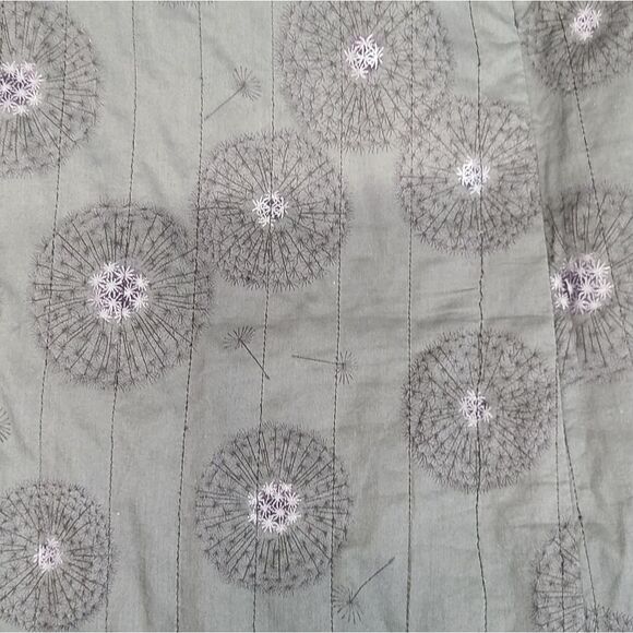 Mercy Pleated Gray Knee Length Women’s Floral Skirt Size 2 - Picture 6 of 8